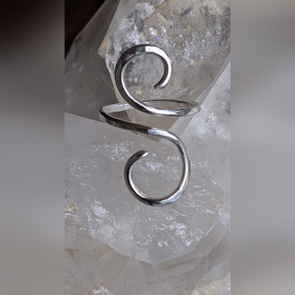 Artisan Sterling Silver Spiral Ring - Picture 7 of 15